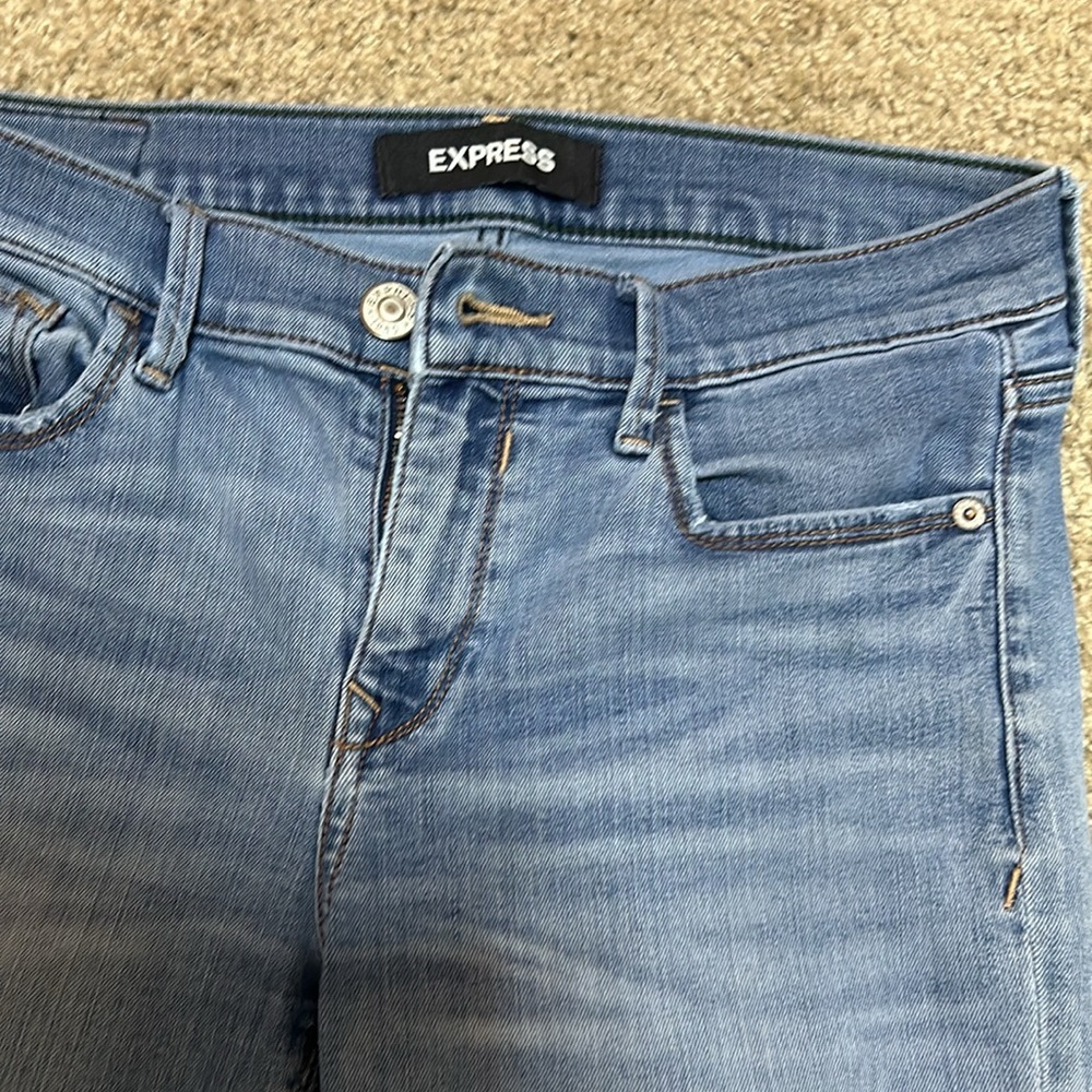Express Jeans - Picture 2 of 4